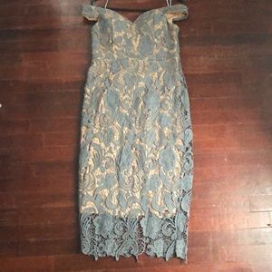 Off the Shoulder midi dress